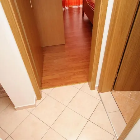 Vrsi - Mulo 5860b Apartman Nin