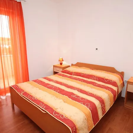 Apartment Vrsi - Mulo 5860b Nin